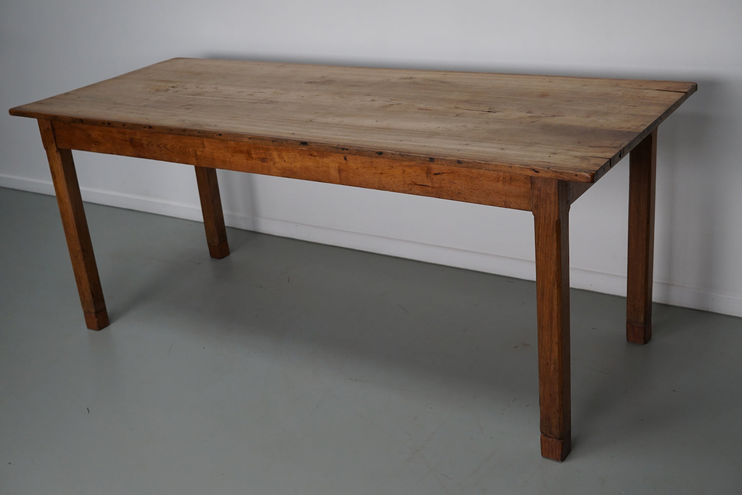 Antique Elm Early 20th Century French Rustic Farmhouse Dining Table