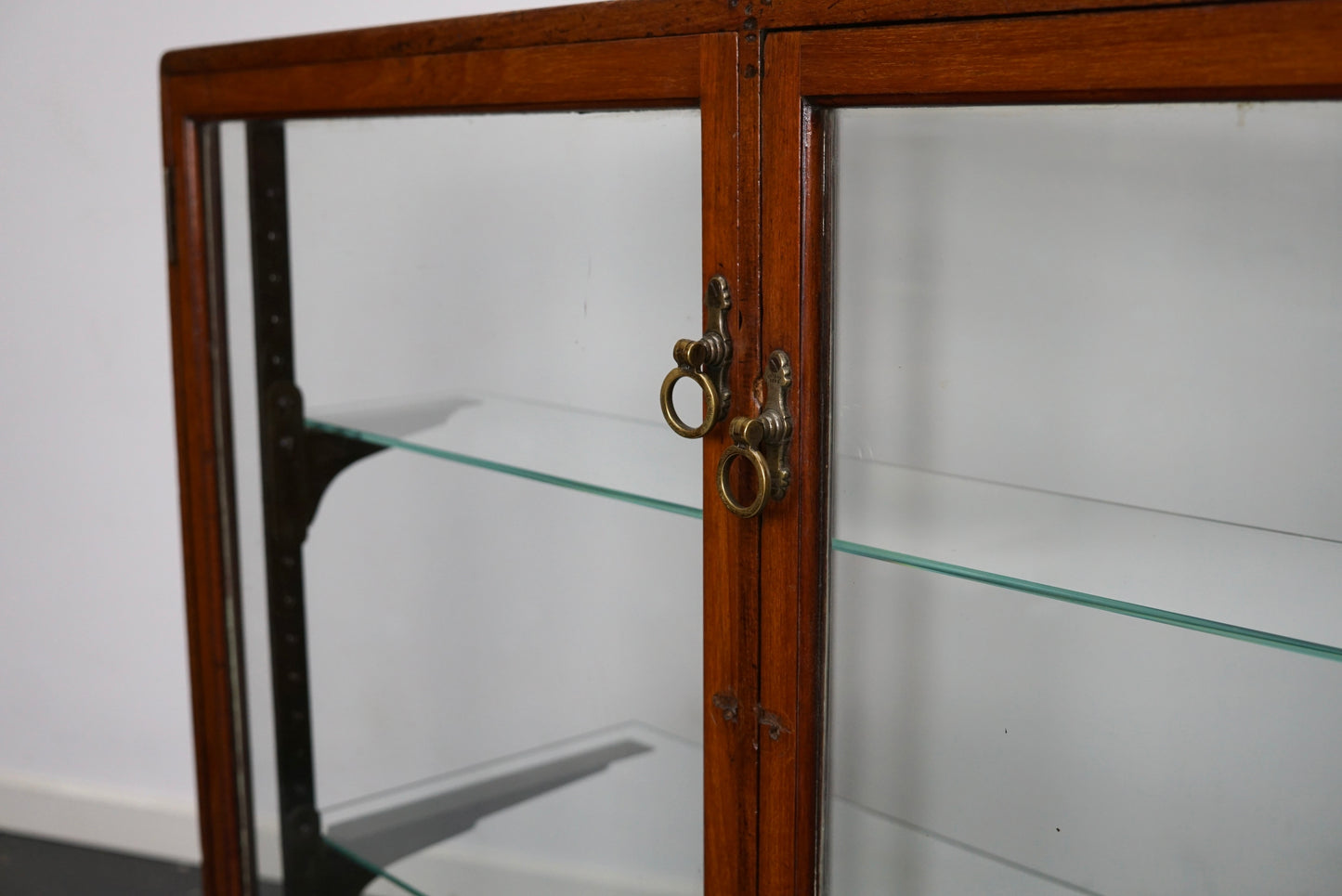 Victorian Mahogany Shop Display Cabinet / Counter or Vitrine, Late 19th Century