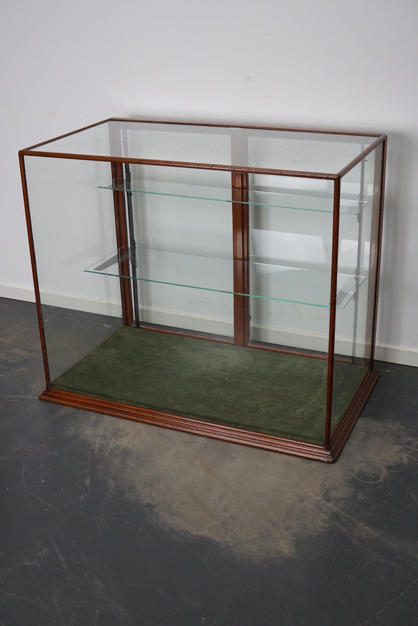 Victorian Mahogany Shop Display Cabinet / Counter or Vitrine, Late 19th Century